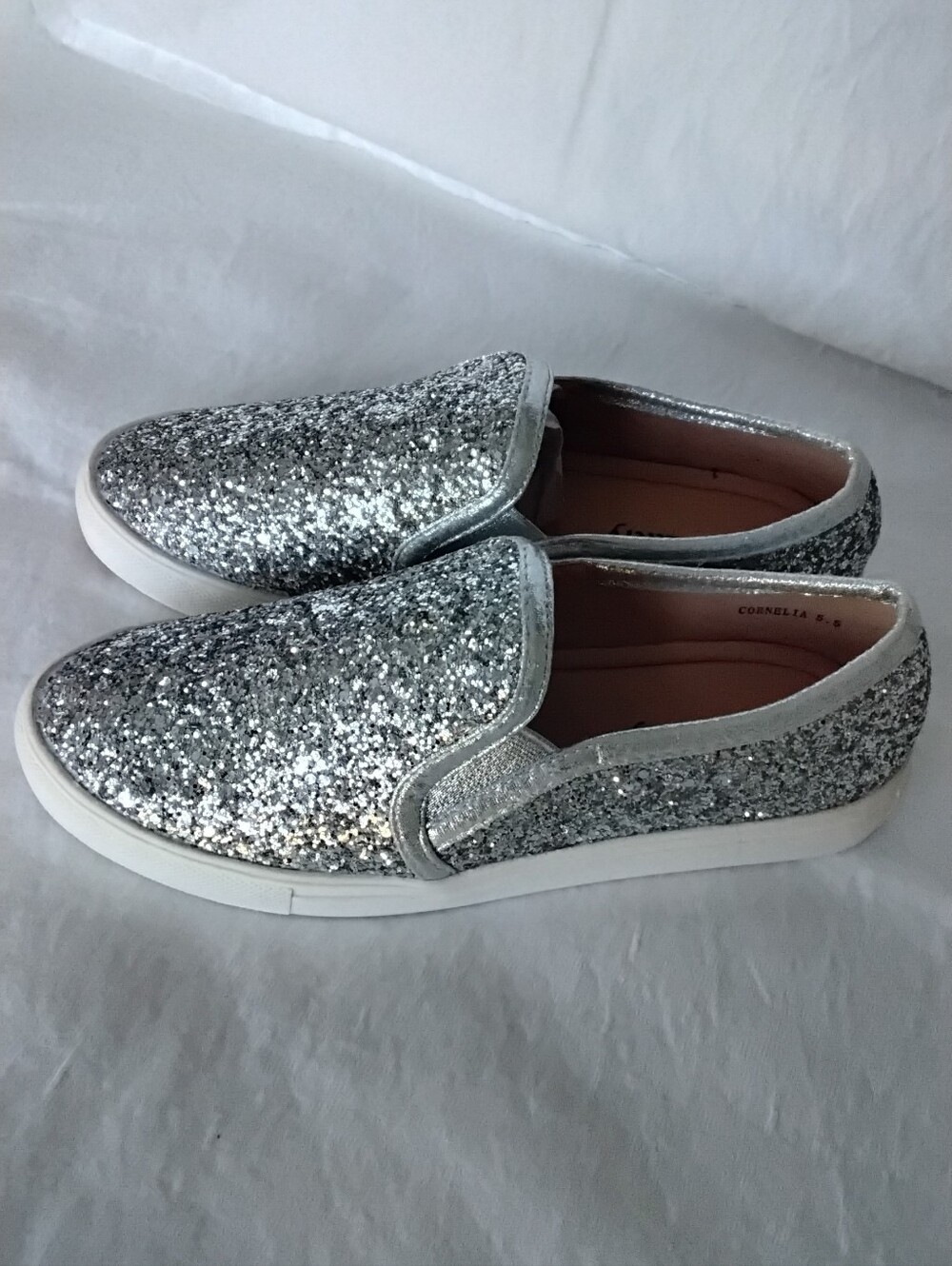 Women's Mila Lady Cornelia Sparkly Silver Glitter Slip-On Sneakers